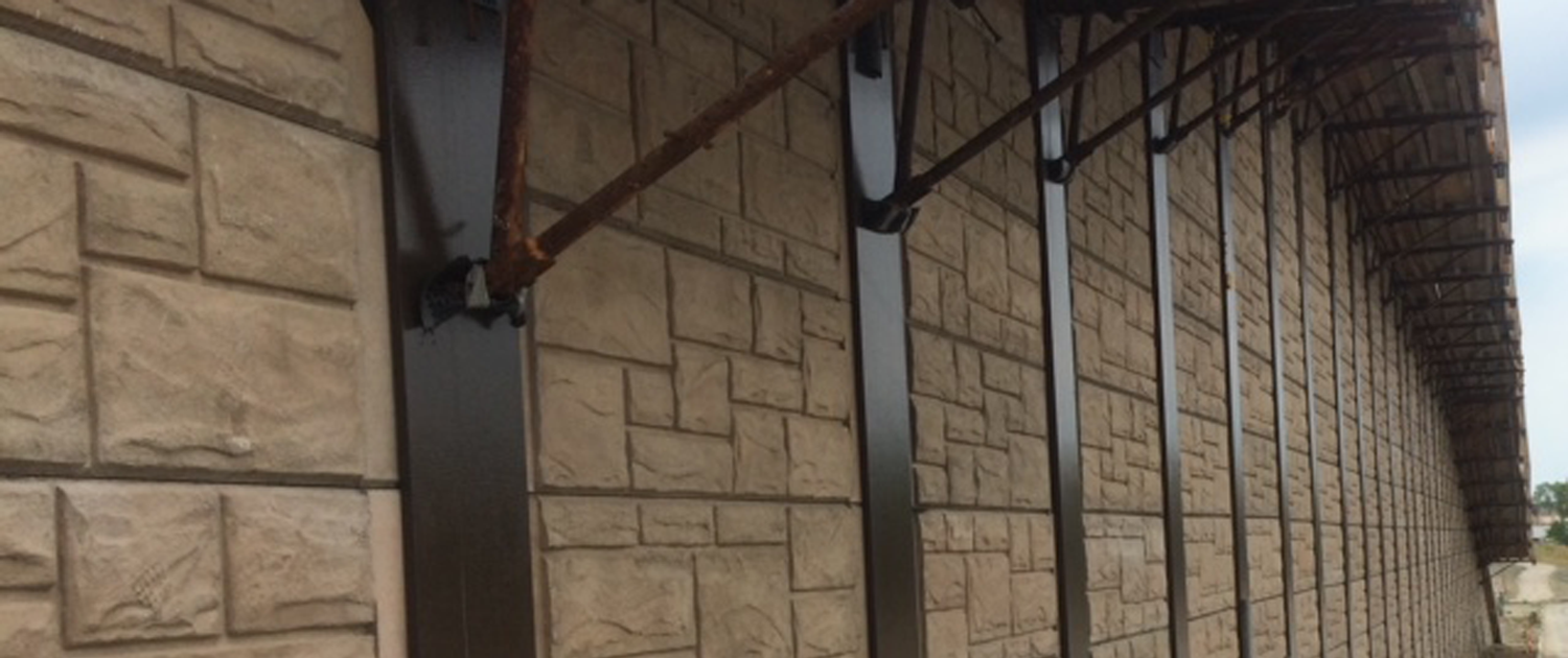 New-Lagging-Panel-Image-home-slider